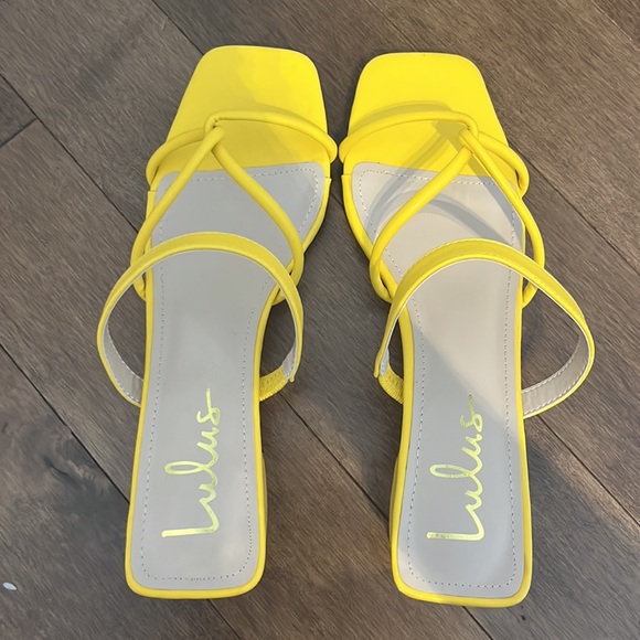 Lulus Leylia Yellow Block Heel Sandals Size 7.5 Brand New Never Worn - Picture 6 of 10
